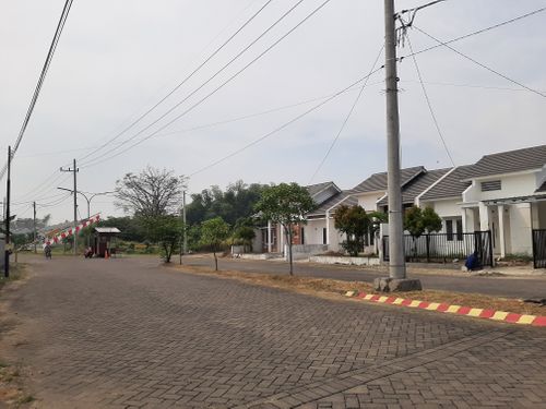 foto posisi tengah perumahan Sentraland Residence