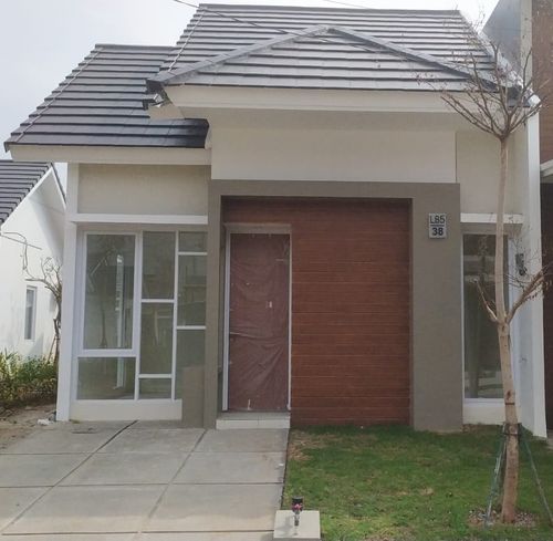 foto tampak rumah tipe Adenium Sudut perumahan CitraGarden BMW