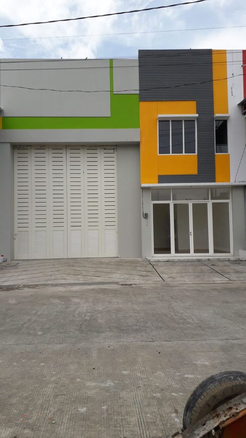 foto tampak rumah tipe Ruko 10 x 25 perumahan Centra Bizpark 2