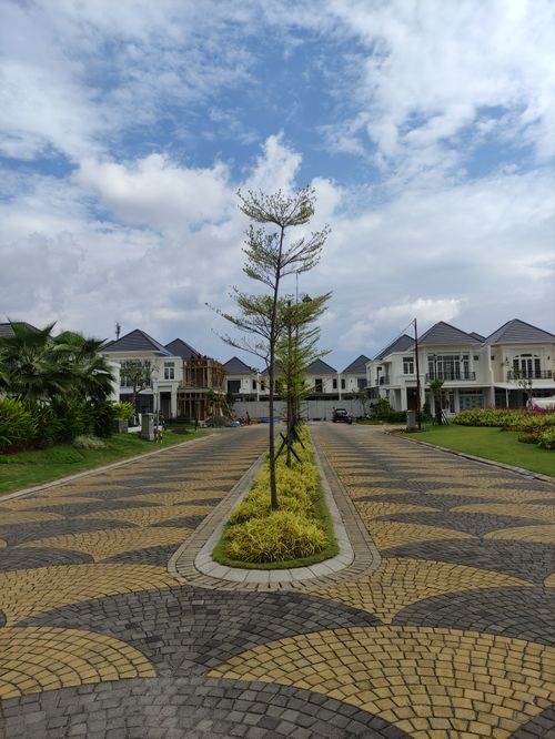 foto posisi tengah perumahan SUMMARECON MUTIARA MAKASSAR CLUSTER JADE