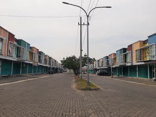 foto posisi tengah perumahan Sentraland Ruko