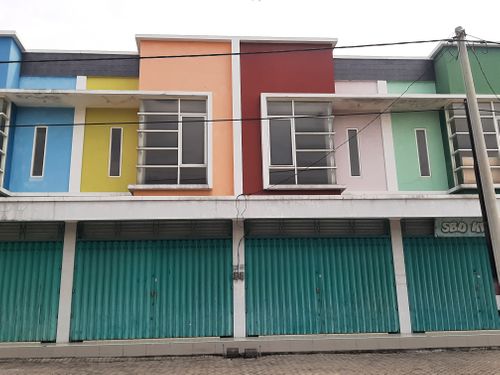 foto contoh rumah perumahan Sentraland Ruko