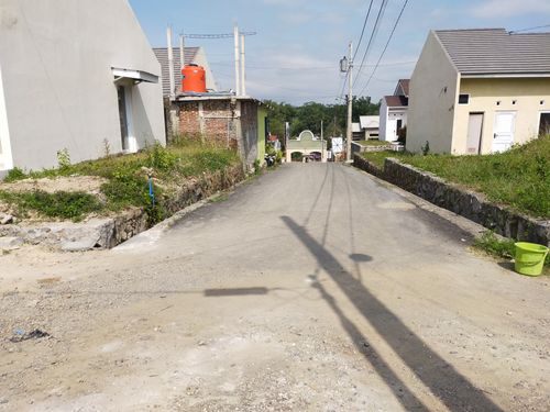 foto posisi tengah perumahan GRAND KALIORI HILLS