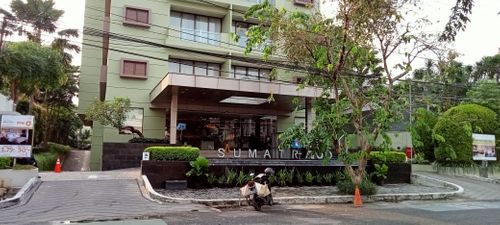 foto gerbang perumahan Apartemen Sumatra36