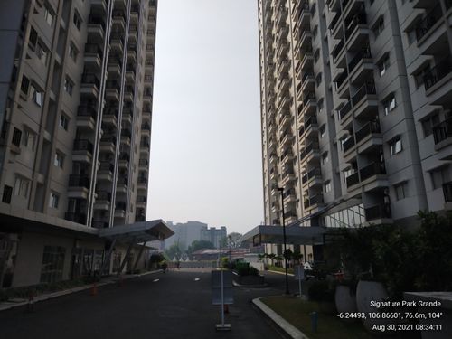 foto posisi tengah perumahan Apartemen Signature Park Grande