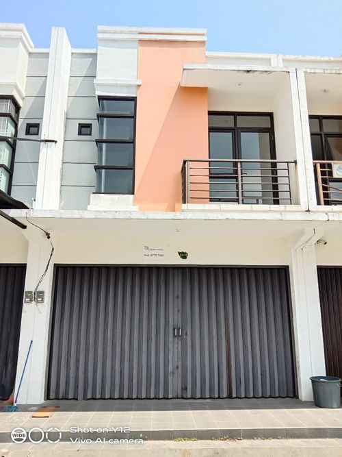 foto tampak rumah tipe 110-L60 perumahan TAMAN KOPO KATAPANG