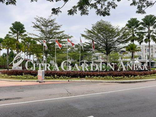 foto gerbang perumahan CITRAGARDEN ANEKA