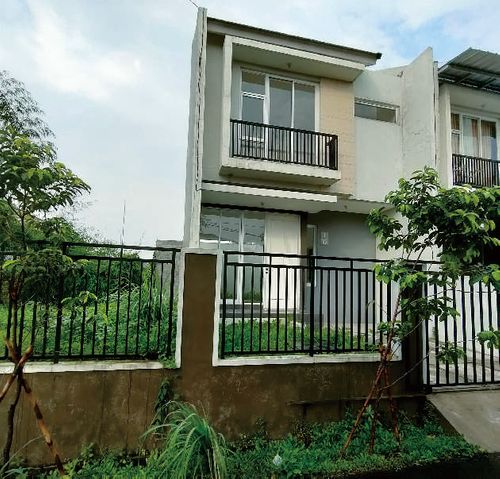 foto tampak rumah tipe Peach Huk 69/120 perumahan Magnolia Residence