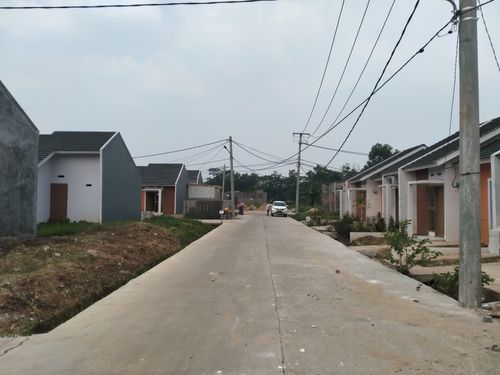 foto posisi tengah perumahan Gardenia Cileungsi Blok F