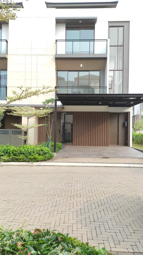 foto tampak rumah tipe 9 perumahan The Zora