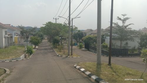 foto posisi tengah perumahan CitraIndah City Bukit Cattleya