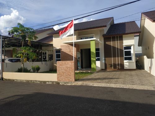 foto contoh rumah perumahan GADING BEVERLY