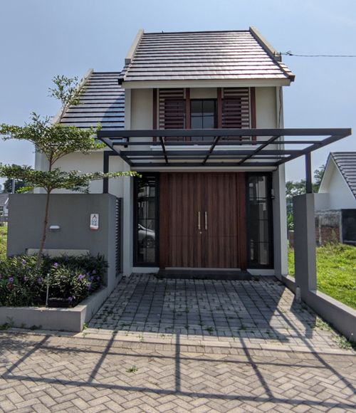 foto tampak rumah tipe Chrysant perumahan GRIANAN AGUNG
