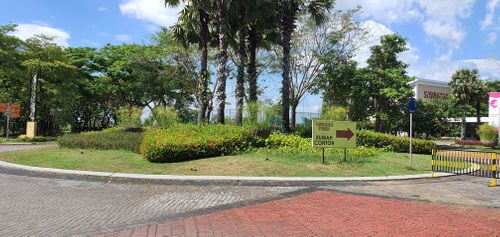 foto posisi tengah perumahan ROYAL SPRING