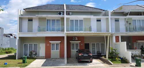 foto contoh rumah perumahan ROYAL SPRING