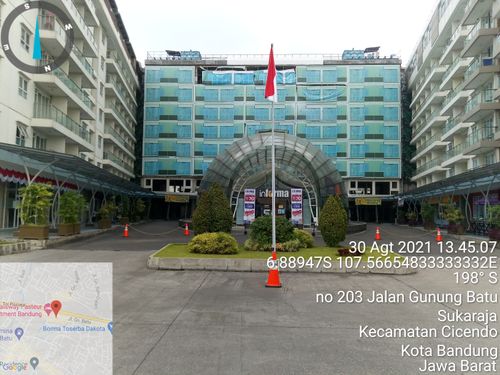 foto posisi tengah perumahan Gateway Pasteur Apartment RUBY JADE