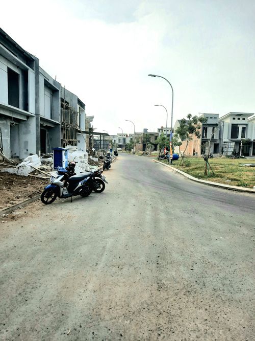 foto posisi tengah perumahan Jakarta Garden City Shinano