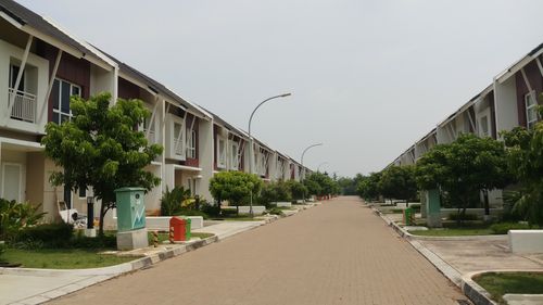 foto posisi tengah perumahan Summarecon Emerald Karawang - Cluster Advani