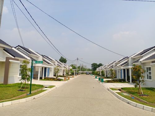 foto posisi tengah perumahan Summarecon Emerald Karawang - Cluster Sevanti