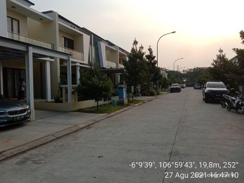 foto posisi tengah perumahan SA1.9-16 CLUSTER ARANA KHI