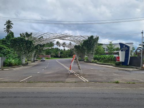 foto gerbang perumahan Tamansari Metropolitan Manado