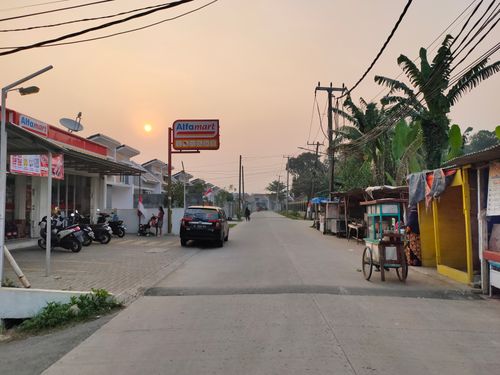 foto posisi tengah perumahan SENTRALAND AVENUE