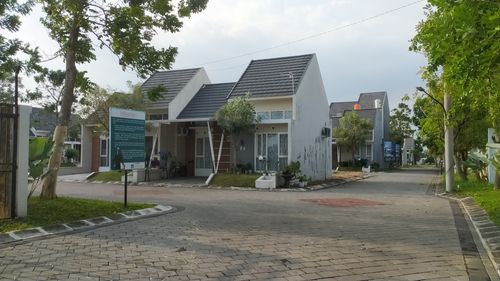 foto posisi tengah perumahan Puri Arsita Singopuran