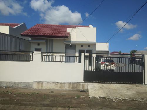 foto tampak rumah tipe 95/165 perumahan PURI KELAPA GADING