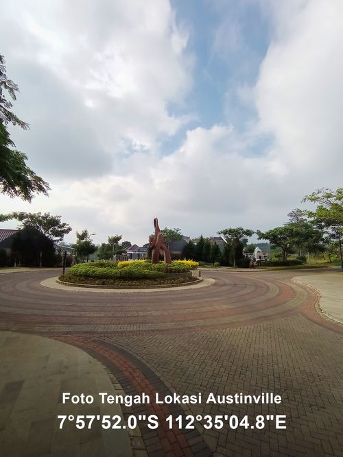 foto posisi tengah perumahan Perum AUSTINVILLE