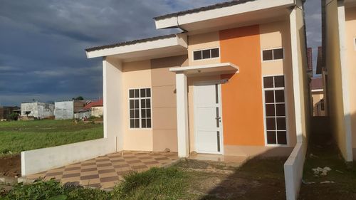 foto tampak rumah tipe 36 perumahan PESONA BAROMBONG INDAH