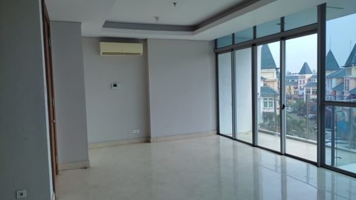 foto tampak rumah tipe 8 perumahan THE WINDSOR