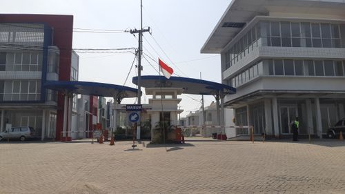 foto gerbang perumahan LEGUNDI SUMO ESTATE