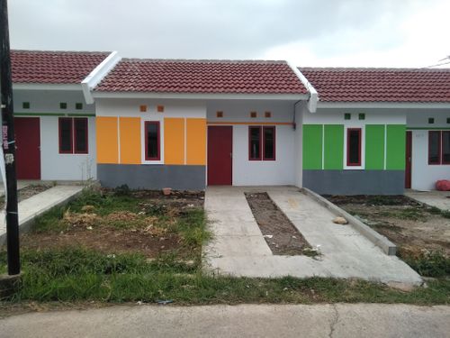 foto tampak rumah tipe 22/72 perumahan Gading Tutuka residence
