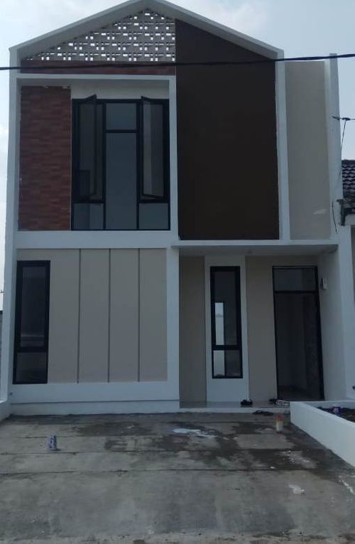 foto tampak rumah tipe 36 Mezzanine perumahan Griya Pataruman Asri 3