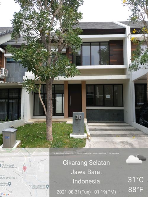 foto contoh rumah perumahan Cosmo Executive