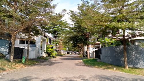 foto posisi tengah perumahan The Araya