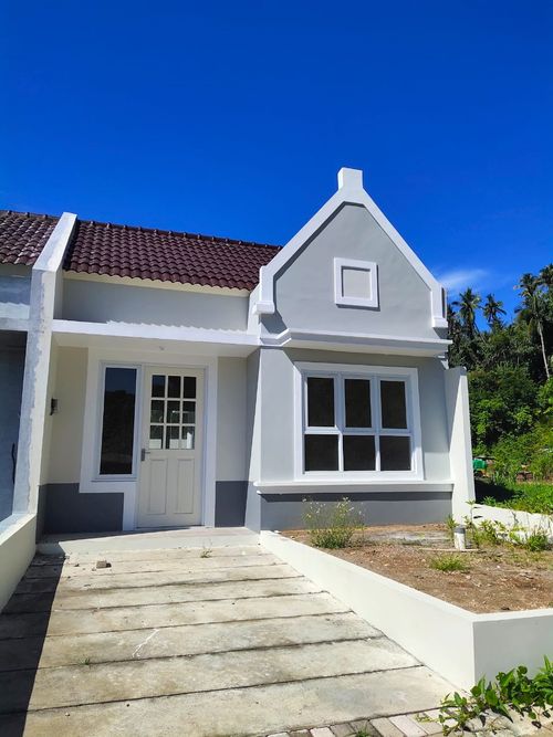 foto tampak rumah tipe GRASSEN perumahan CITRALAND MANADO