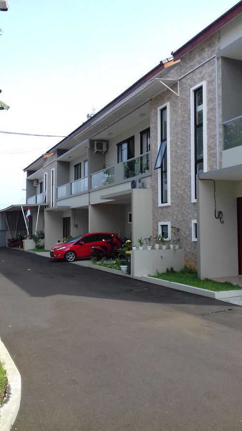 foto posisi tengah perumahan Elysian Residence
