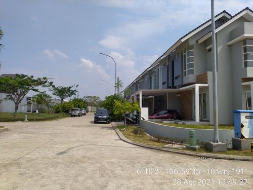 foto posisi tengah perumahan SA2.19-01 CLUSTER VASANA KHI