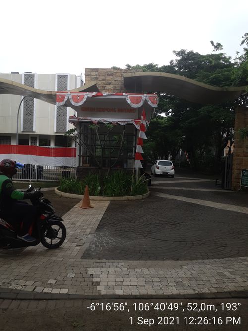 foto gerbang perumahan Green Serpong Bintaro