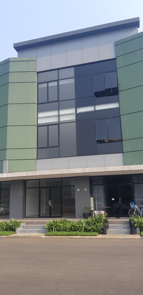 foto tampak rumah tipe F perumahan TERRACE 9, SUVARNA SUTERA.