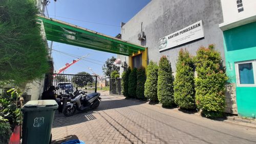 foto gerbang perumahan WIROGUNAN RESIDENCE TAHAP 1
