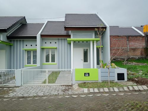 foto tampak rumah tipe PACHIRA perumahan MALANG ANGGUN SEJAHTERA