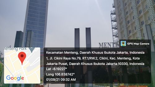 foto gerbang perumahan Menteng Park Residences
