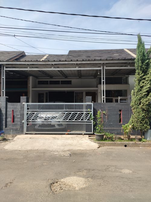 foto contoh rumah perumahan Matahari Cigado Regency