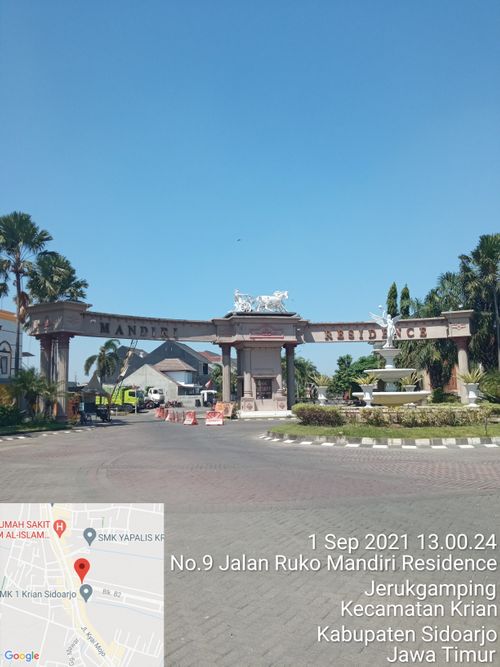 foto gerbang perumahan Mandiri Residence