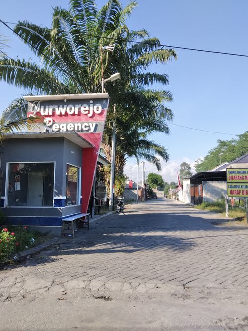 foto gerbang perumahan Purworejo Regency