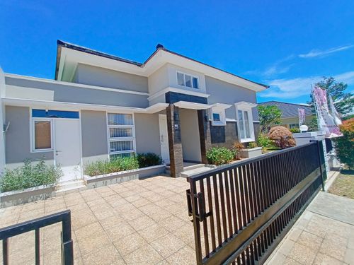 foto tampak rumah tipe Sakura Elok Sudut perumahan SAKURA REGENCY 3