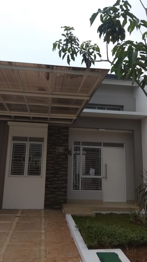 foto tampak rumah tipe NE5-0009 perumahan SERPONG NATURA CITY