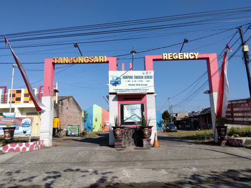 foto gerbang perumahan Tanjungsari Regency